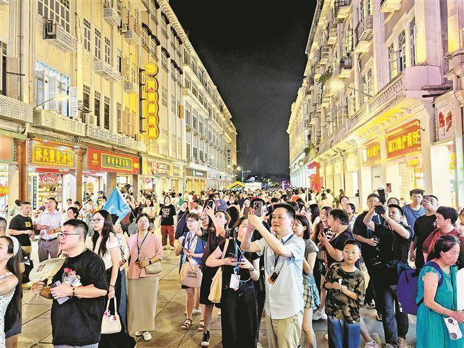 “活力中國調研行”聚焦“甜蜜經濟” 感受社區新活力(圖1)