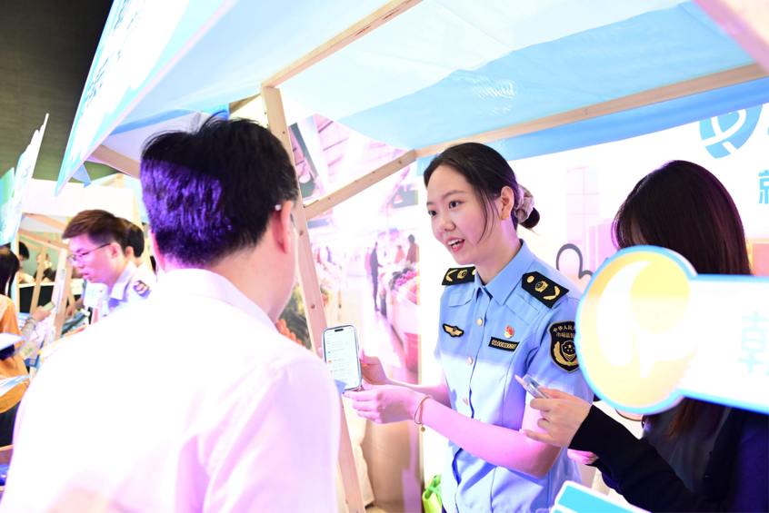 沉浸體驗零距離攜手共築安心——北京朝陽區市場監管局第三屆社會開放日活動成功舉辦(圖1)